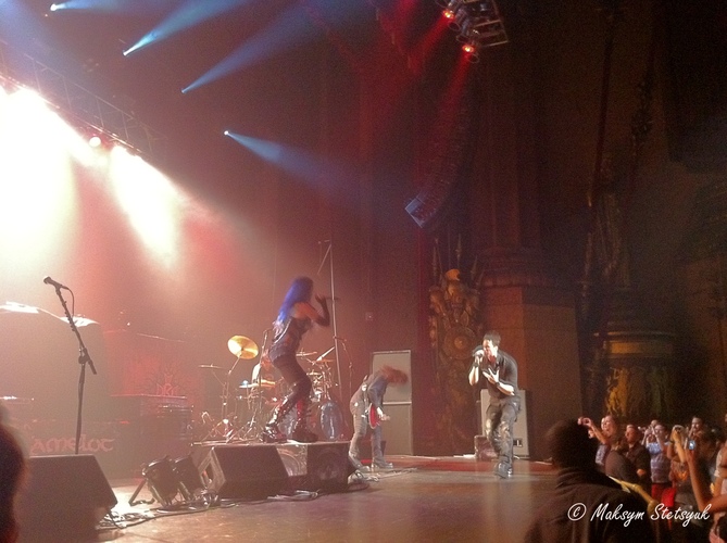 Kamelot на розігріві