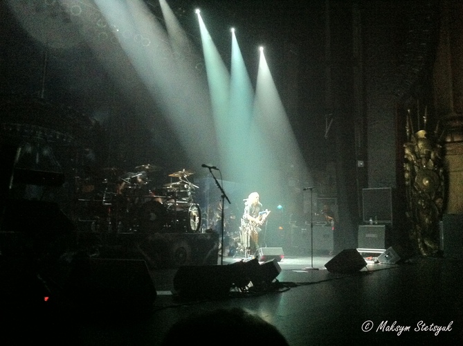 Nightwish. Пісня виконується на волинці.