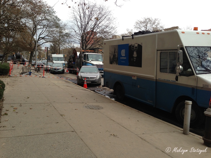 Con Edison за відновленням постачання електроенергії