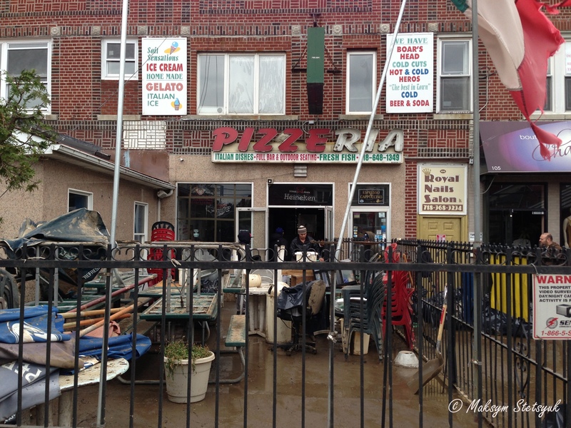 Моя улюблена піцерія очевидно теж постраждала